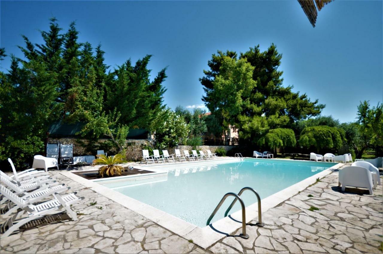 סן ג'יואבאני רוטונדו Signor Cesare Agrobistrot B&B מראה חיצוני תמונה